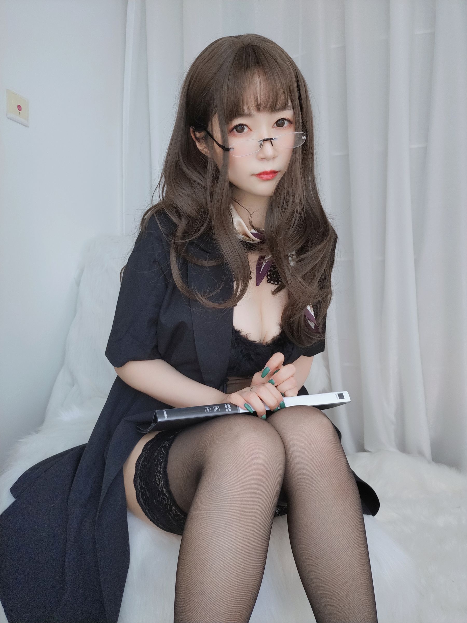 Coser小姐姐白银81–OL下的内衣写真集插图7